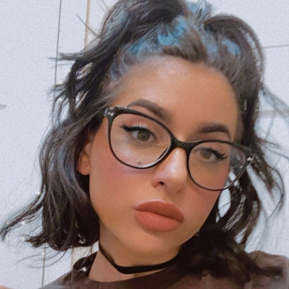 Meet your Posher, Nikki - Picture 8 of 10